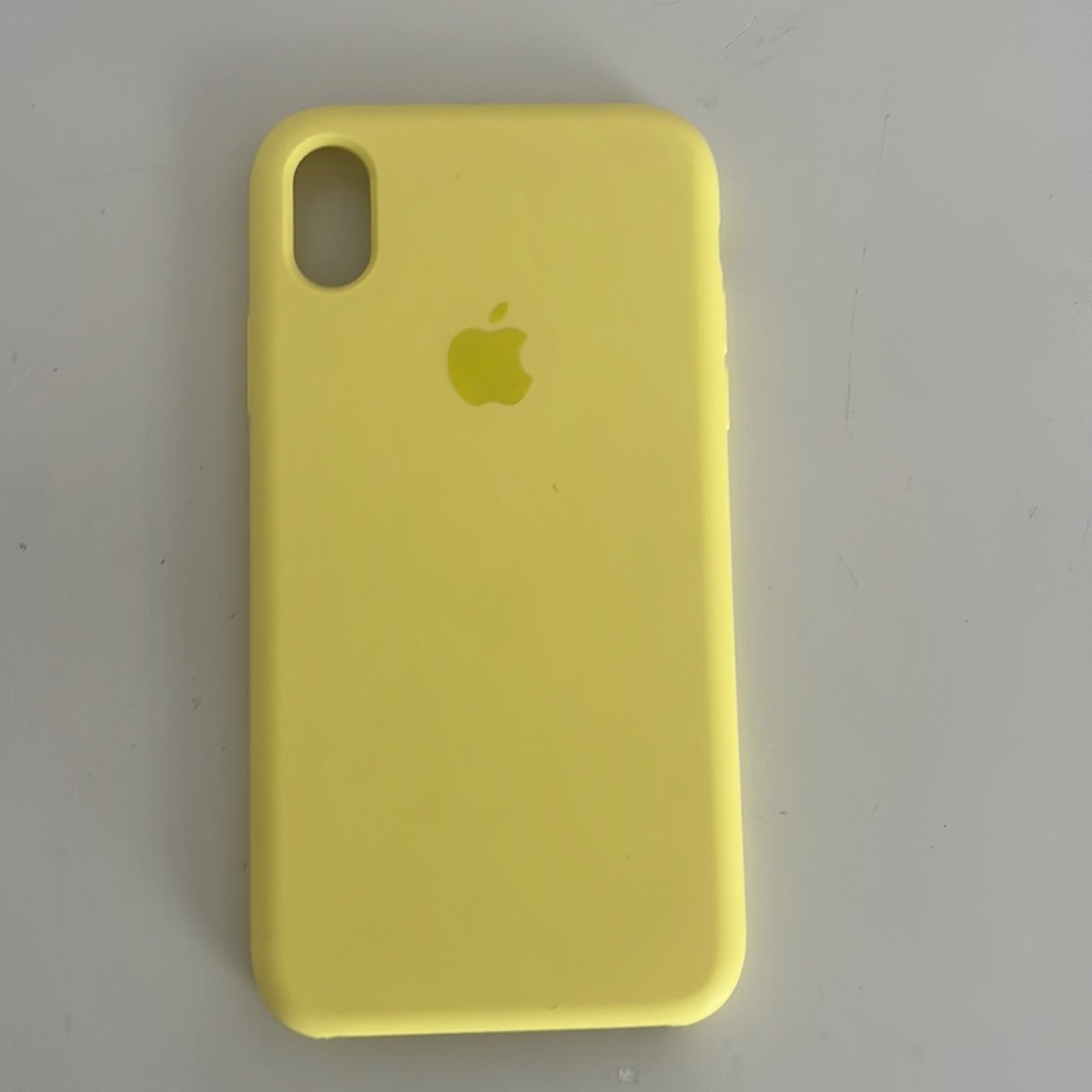 Apple Silicone Case for iPhone XR, In Canary Yellow.